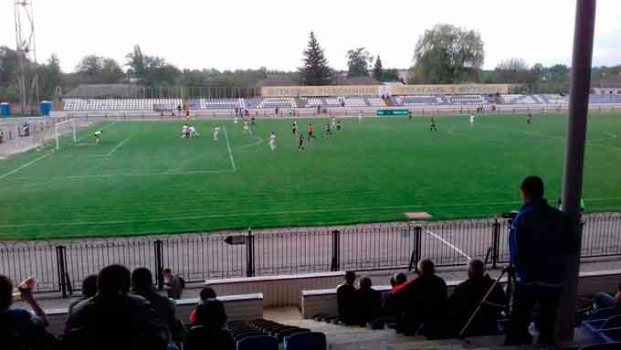У номінально домашньому поєдинку, в рамках 29-го туру Першої Ліги, «Черкаський Дніпро» грав на домашньому стадіоні ФК «Нафтовик-Укрнафта»