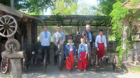 Сім’я Лоцманів із Сигнаївки представила Шполянщину на національному святі прийомних сімей