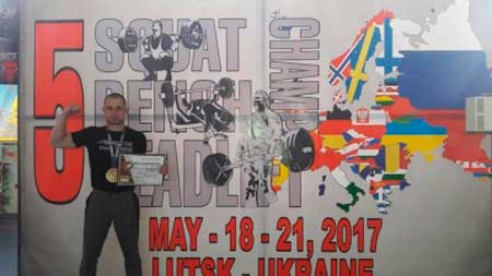 В'ячеслав Батюк, тренер клубу MMA GRIZZLY, став чемпіоном Європи і майстром спорту з пауерліфтингу.