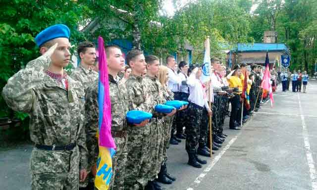 Сьогодні на базі дитячого табору «Дніпровець», що в Дахнівці, стартував обласний етап Всеукраїнської дитячо-юнацької військово-патріотичної гри «Сокіл» («Джура»)