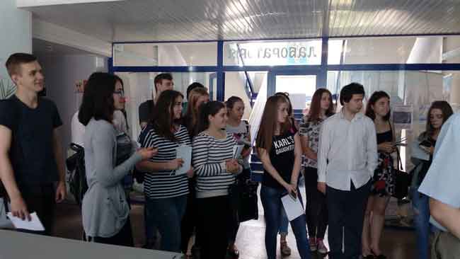 КП «Черкасиводоканал» відвідали студенти-хіміки