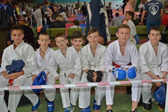 Канівські спортсмени здобули призові місця на всеукраїнському турнірі з карате
