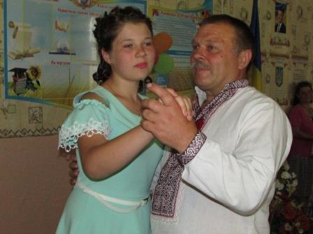Випускний бал 9-го класу відбувся в Кримках