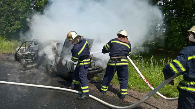 26 квітня о 14:20 на 5-му км. автошляху «Золотоноша – Драбів» під час руху в моторному відсіку автомобіля «ВАЗ-2107» сталося загорання.