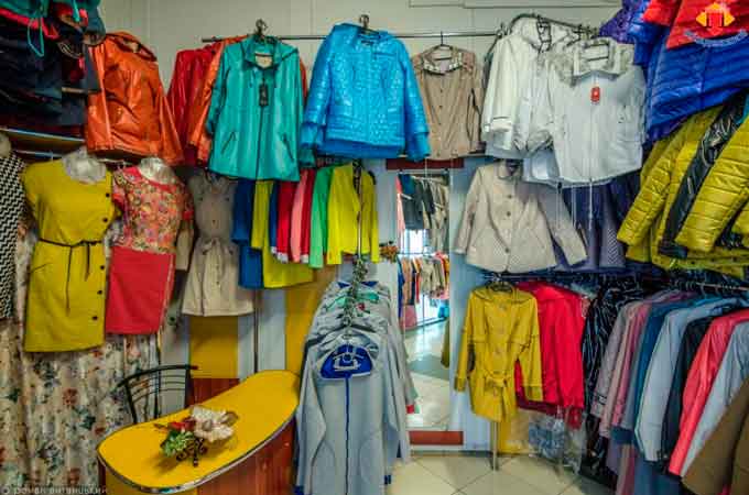 На Звенигородщині демобілізований учасник АТО відкрив магазин з продажу жіночого одягу