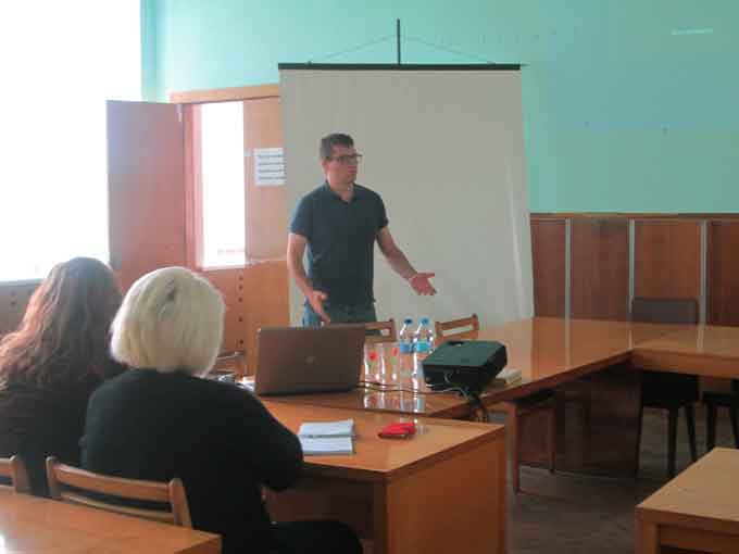 Учора в малому залі будинку рад під головуванням регіонального координатора Центру компетенції ДП «Прозорро» в Черкаській області Артура Чемериса відбувся семінар-навчання.