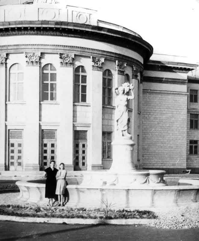 фонтан у Черкасах, старе фото