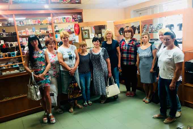 Монастирищенський підприємець презентувала власний магазин «Перлина» для безробітних містян