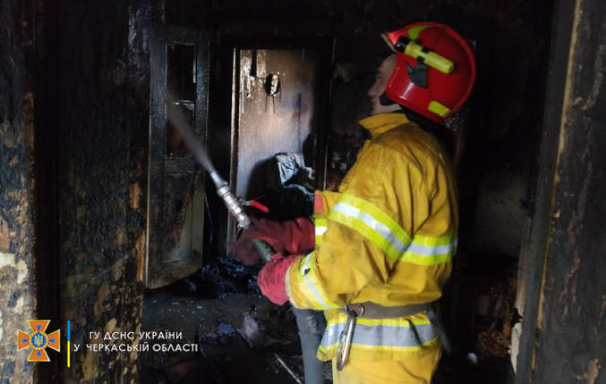 26 жовтня у селі Руська Поляна на вулиці Шевченка, виникла пожежа в житловому будинку.