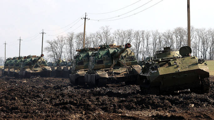 Генштаб ЗСУ: колони броньованої техніки російських агресорів уповільнили темпи просування вглиб території України