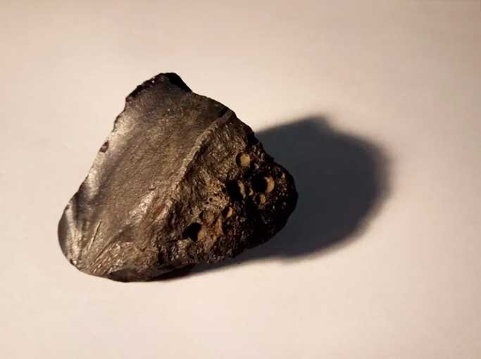 Шполянка продає шматочок метеорита за більш ніж 2 тисячі доларів