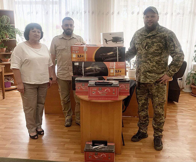 Калинопільська громада підтримала захисників на Покровському напрямку технічним оснащенням