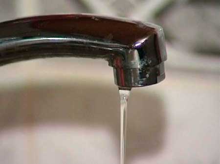 За результатам моніторингу гігієнічним вимогам не відповідали 2,1% проб питної води Черкащини
